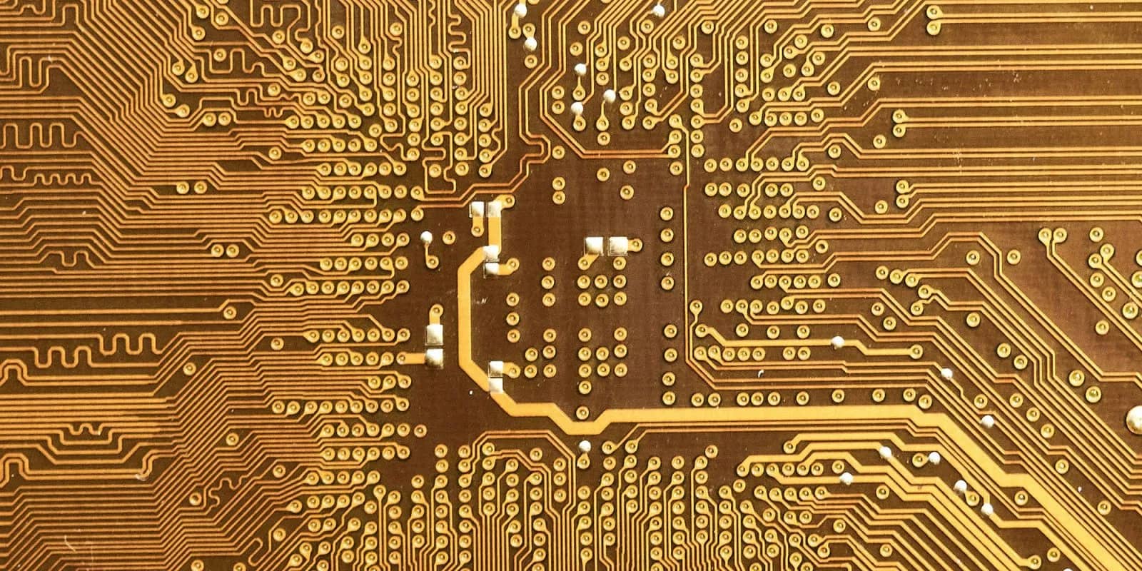 Apple commits over $30 billion to Broadcom in major US chip pact