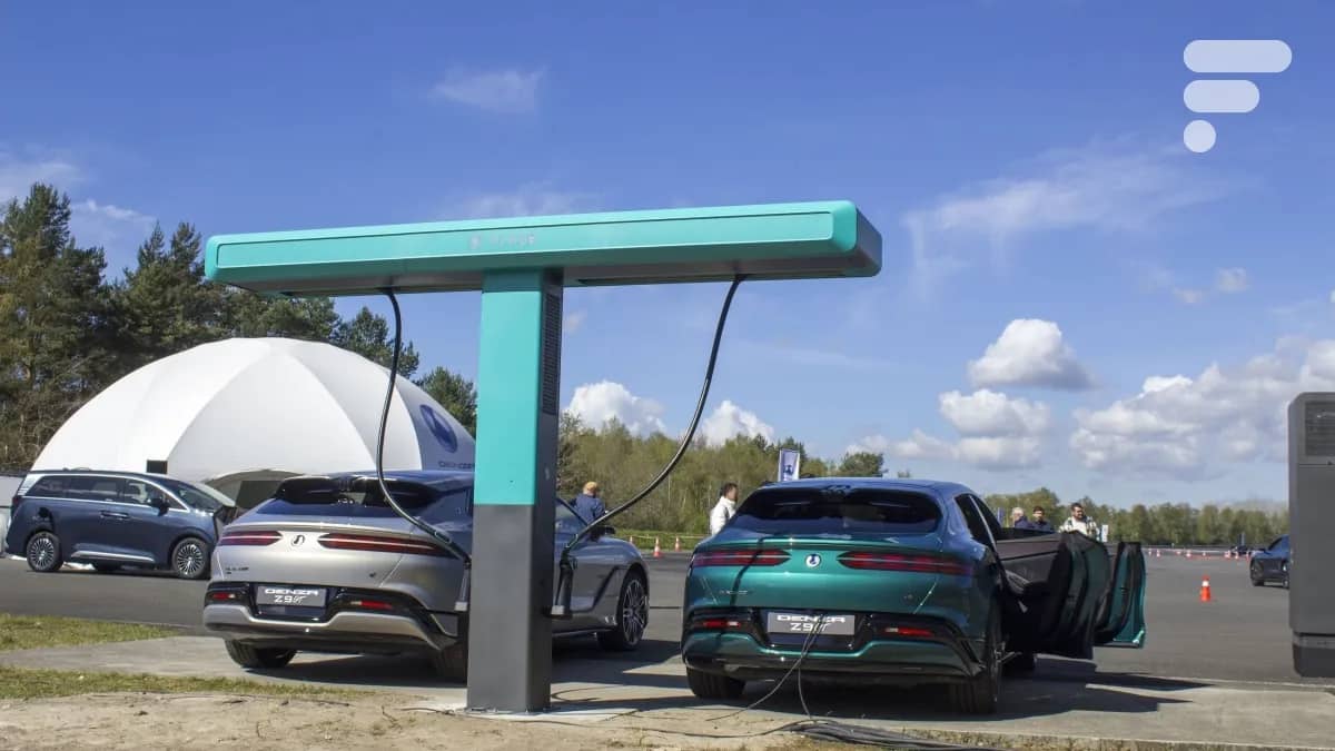 BYD Opens First Flash Charging Station in Germany