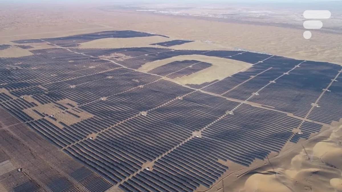 China Plans 400 km Solar Wall to Fight Desertification
