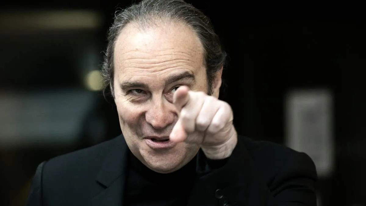 Xavier Niel to Spend €5.1 Billion for 16.2 Percent Stake in Vodafone