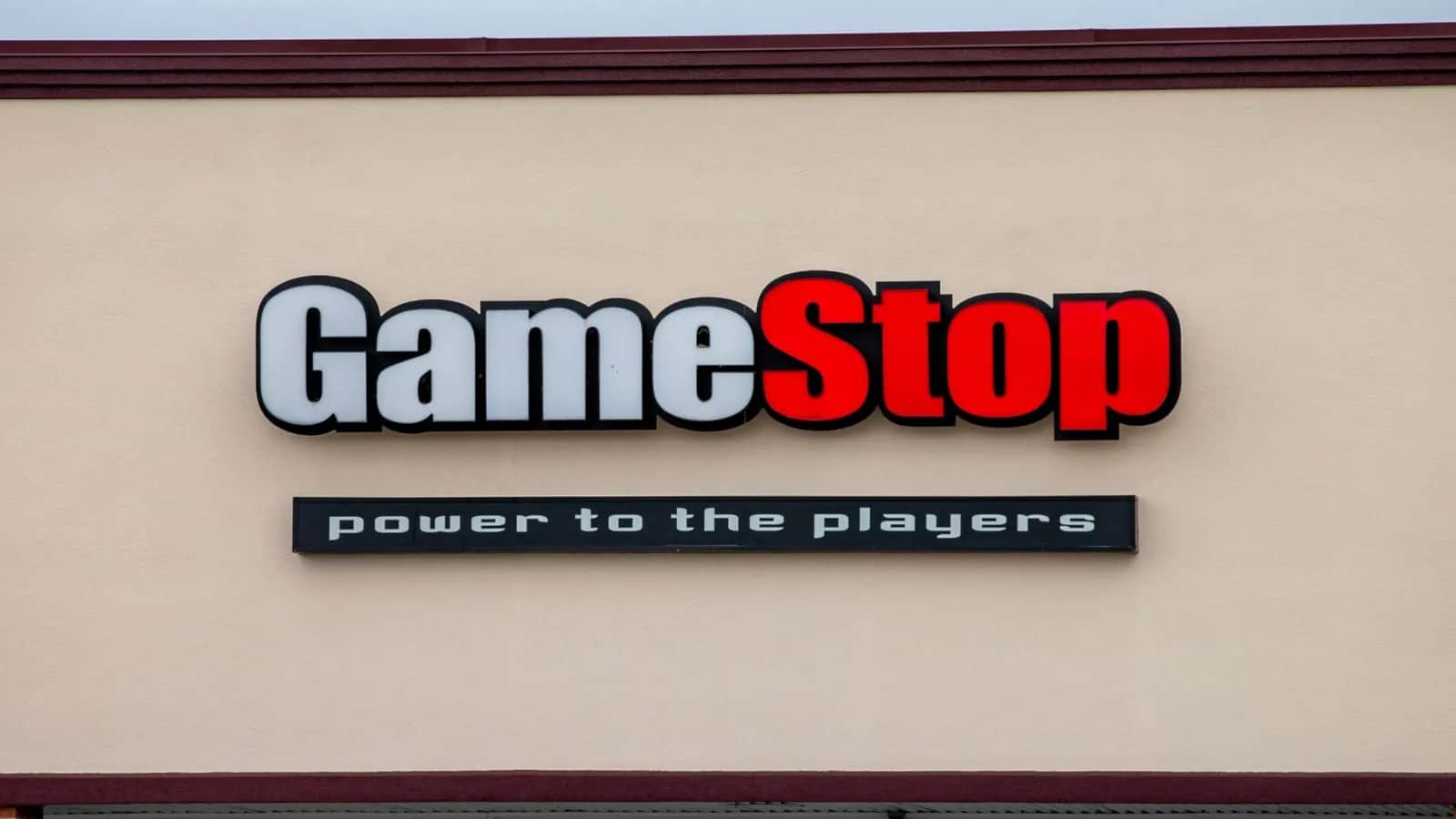 GameStop CEO Forgoes $35B Bonus to Pursue eBay Takeover
