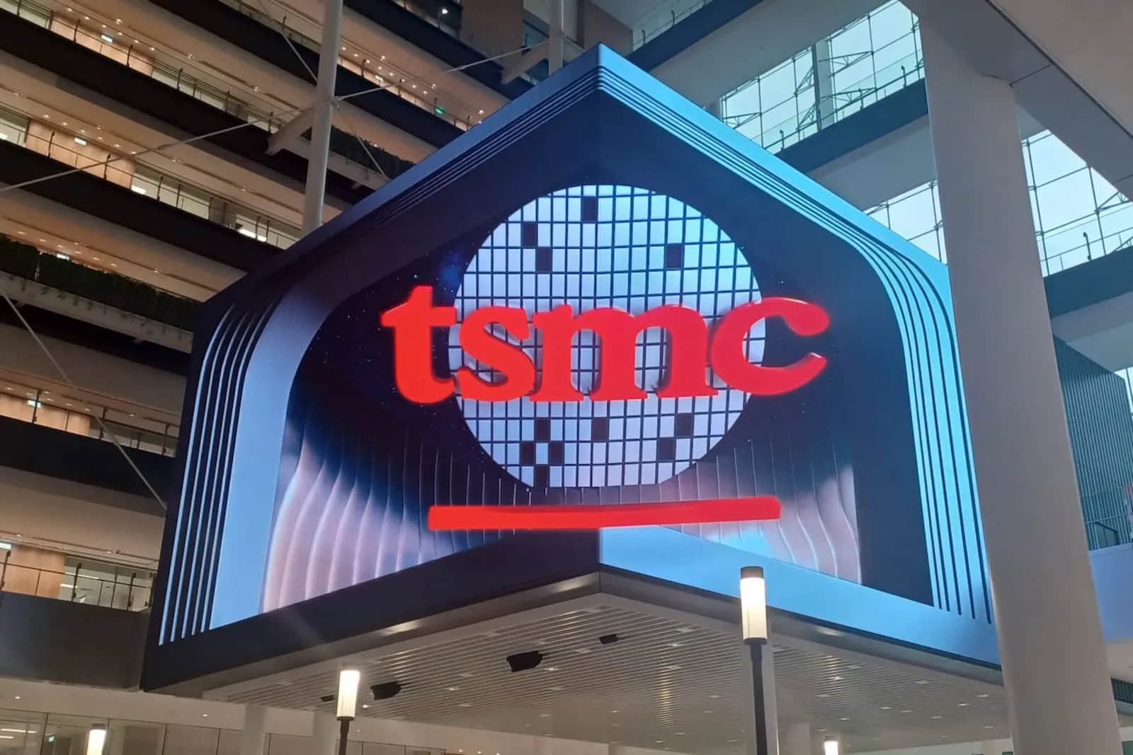 TSMC profit surges 77% as Arizona spending swells by $100 billion